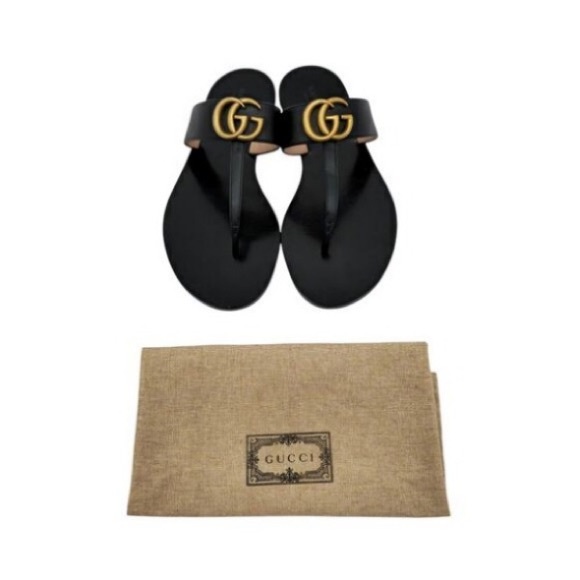 Women´s Designer Sandals - Iconic Gold Logo and Soft...